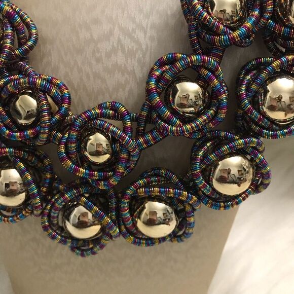 Multi colored rope beads necklace - Picture 3 of 4
